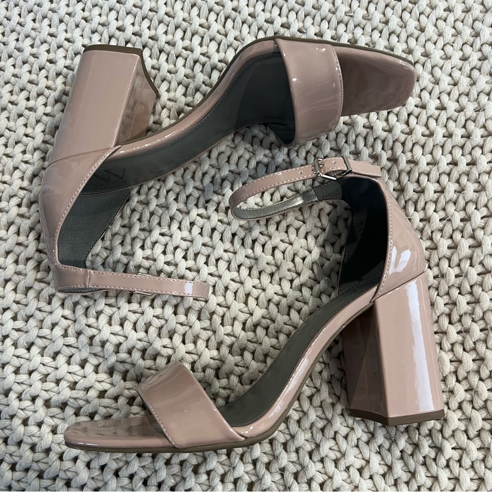 Nude Patent Leather Heels Open Toe Size 10 Worthington